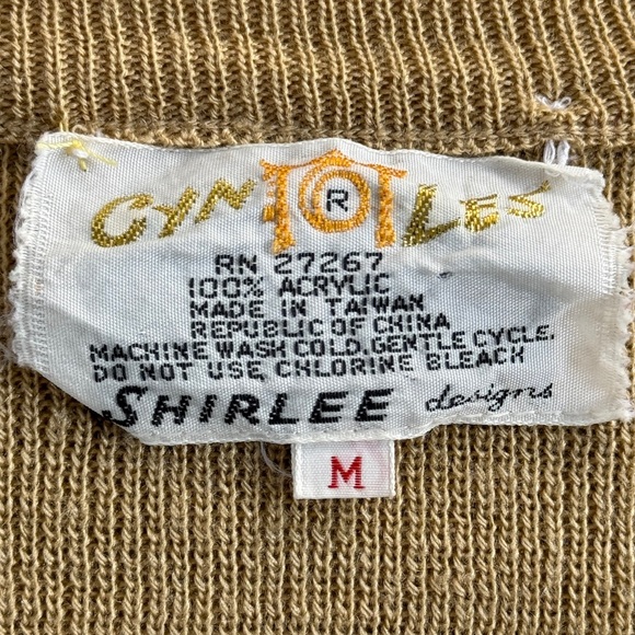 Vintage Cyn Les Shirlee Equestrian/Horse Embroidered Sweater (size M) - Picture 6 of 12